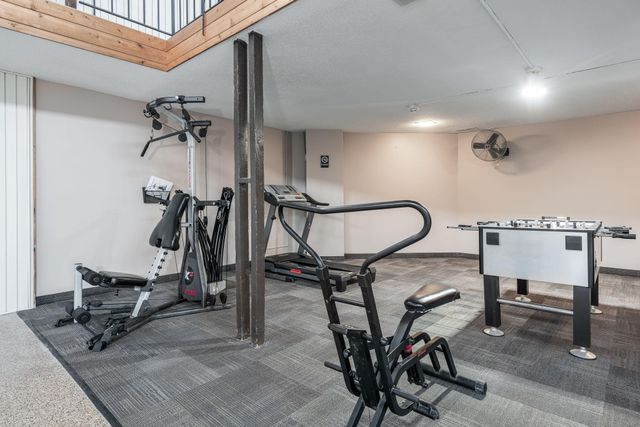 2007 E 122nd Street B15, Burnsville, MN 55337