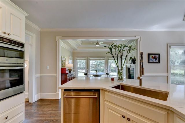 8015 ST MARLO COUNTRY CLUB Parkway, Duluth, GA 30097