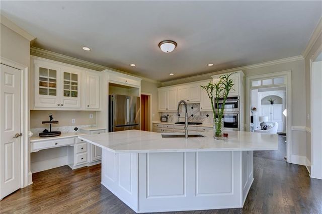 8015 ST MARLO COUNTRY CLUB Parkway, Duluth, GA 30097
