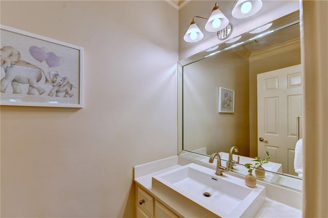 8015 ST MARLO COUNTRY CLUB Parkway, Duluth, GA 30097