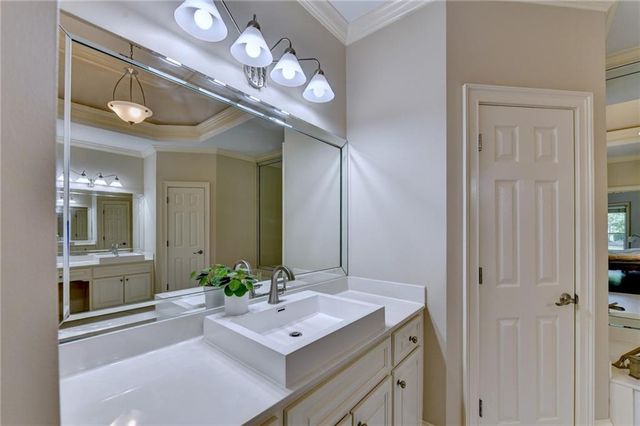 8015 ST MARLO COUNTRY CLUB Parkway, Duluth, GA 30097