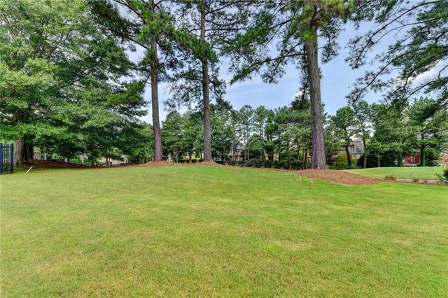 8015 ST MARLO COUNTRY CLUB Parkway, Duluth, GA 30097