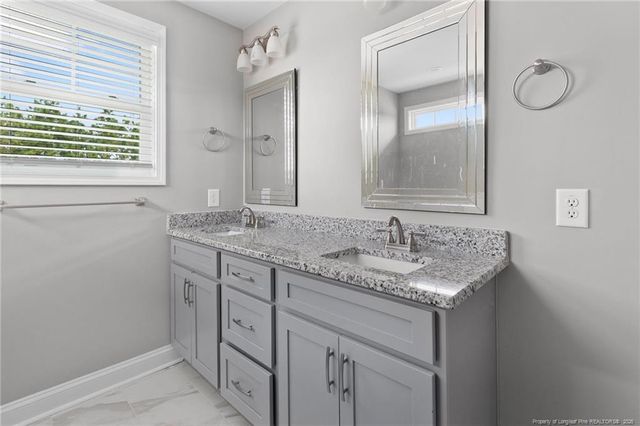 779 Doc Brown Road, Raeford, NC 28376