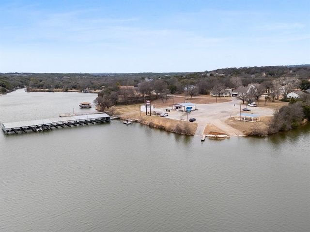 4000 Marana Drive, Granbury, TX 76048