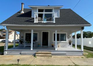 210D Cosey Beach Avenue, East Haven, CT 06512