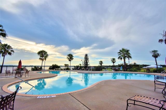 361 ADAMS VIEW LANE, Auburndale, FL 33823