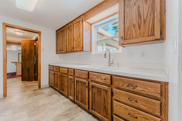 52591 Sunrise Boulevard, La Pine, OR 97739