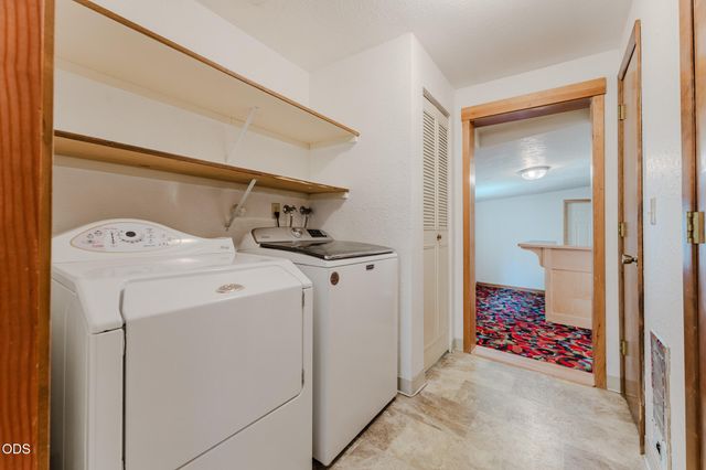 52591 Sunrise Boulevard, La Pine, OR 97739