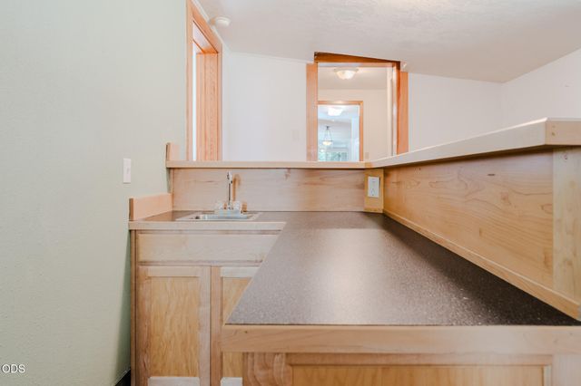 52591 Sunrise Boulevard, La Pine, OR 97739