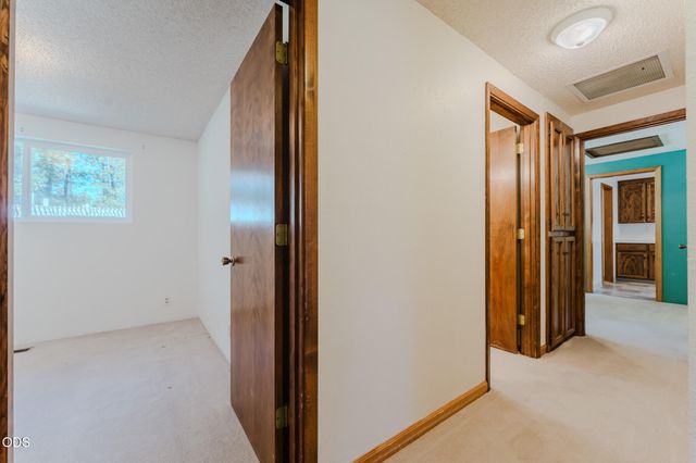 52591 Sunrise Boulevard, La Pine, OR 97739