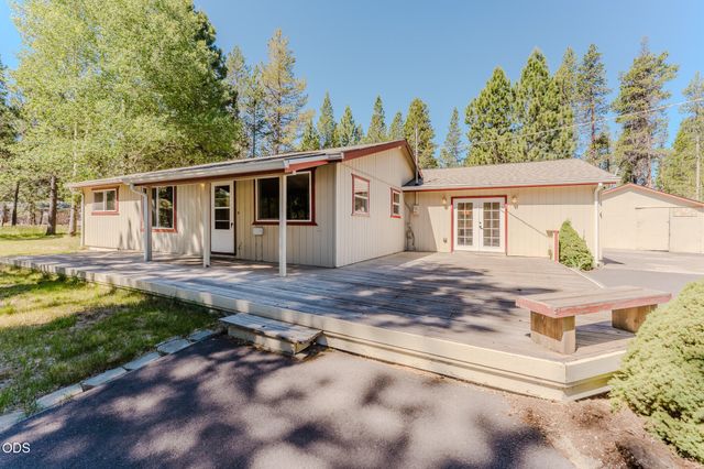 52591 Sunrise Boulevard, La Pine, OR 97739