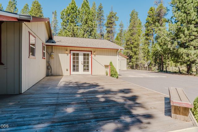 52591 Sunrise Boulevard, La Pine, OR 97739