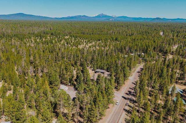 52591 Sunrise Boulevard, La Pine, OR 97739