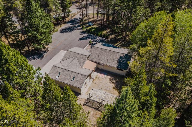 52591 Sunrise Boulevard, La Pine, OR 97739