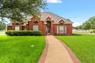625 Retoma Park, Robinson, TX 76706