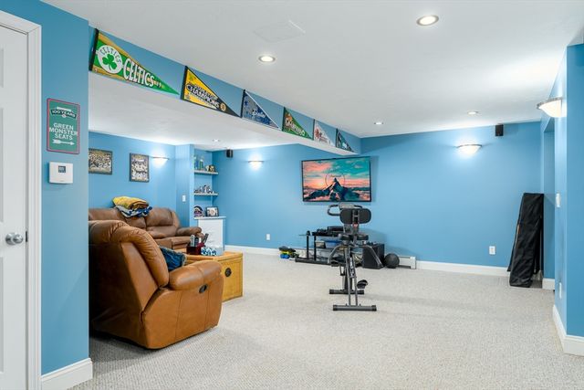 34 Marjorie Lane, Rutland, MA 01543