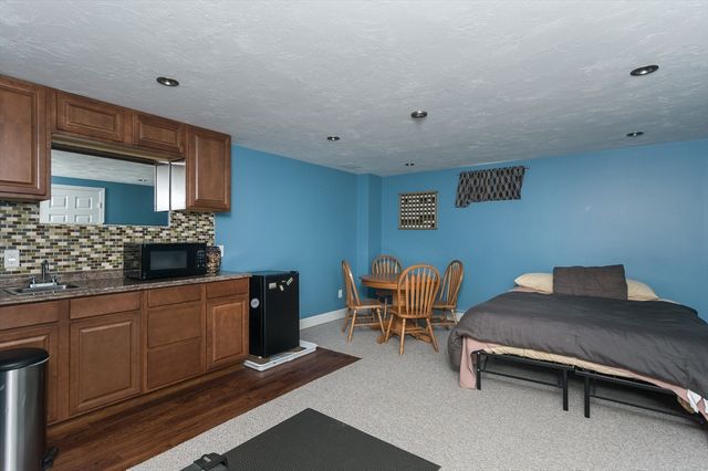 34 Marjorie Lane, Rutland, MA 01543