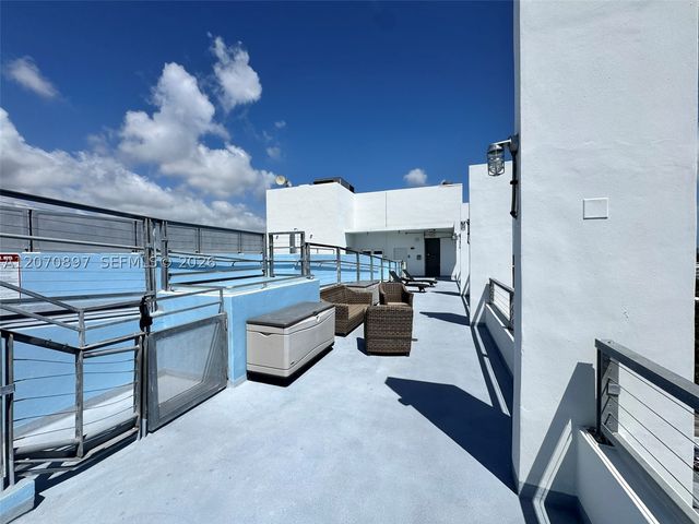 8101 Biscayne Blvd R-411, Miami, FL 33138