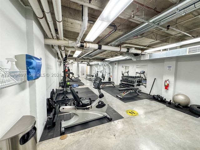8101 Biscayne Blvd R-411, Miami, FL 33138