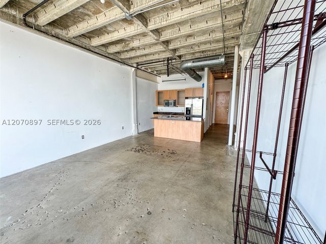 8101 Biscayne Blvd R-411, Miami, FL 33138