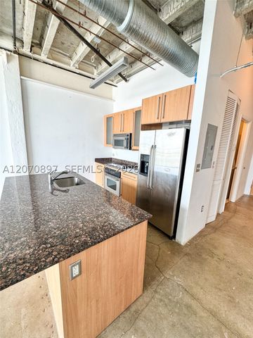 8101 Biscayne Blvd R-411, Miami, FL 33138