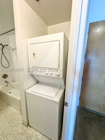 8101 Biscayne Blvd R-411, Miami, FL 33138