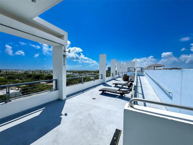 8101 Biscayne Blvd R-411, Miami, FL 33138