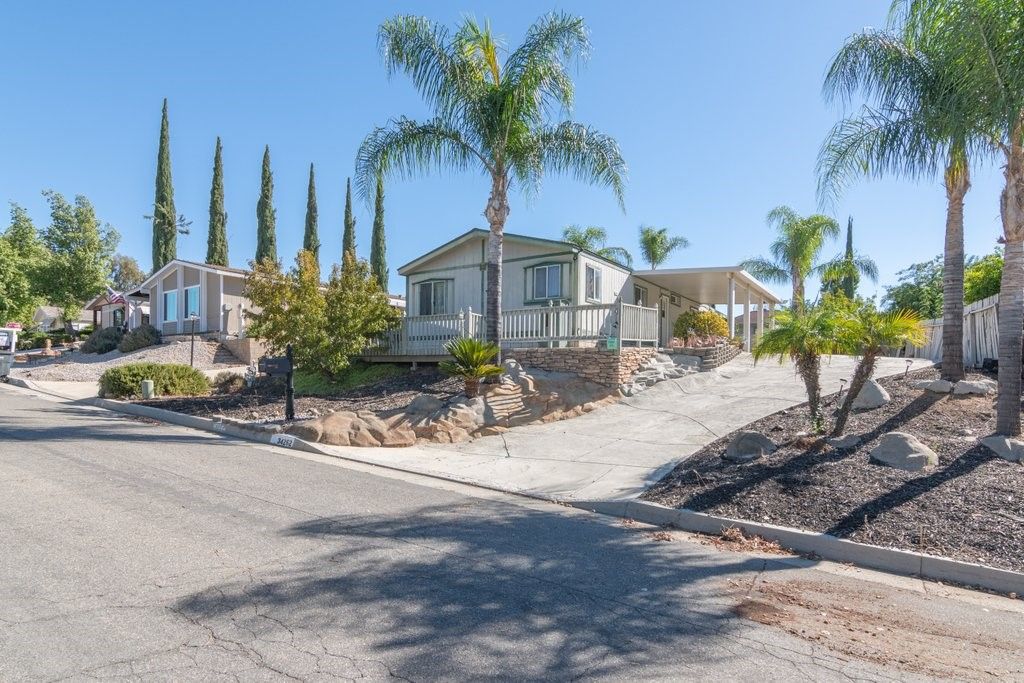 34262 Tractor, Wildomar, CA 92595 — photo 2