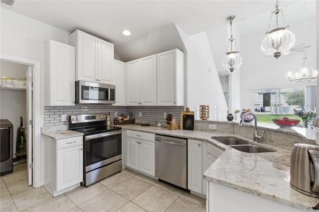 2212 BROADWAY VIEW AVENUE, Brandon, FL 33510