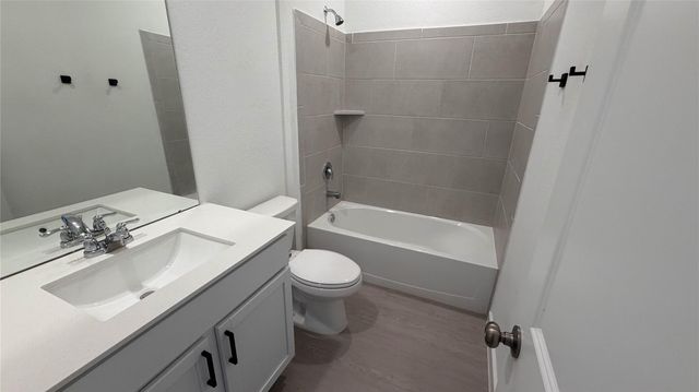 16503 Mesquite Field Drive, Hockley, TX 77447