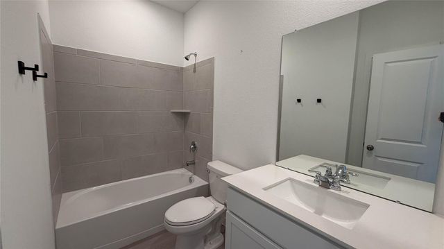 16503 Mesquite Field Drive, Hockley, TX 77447