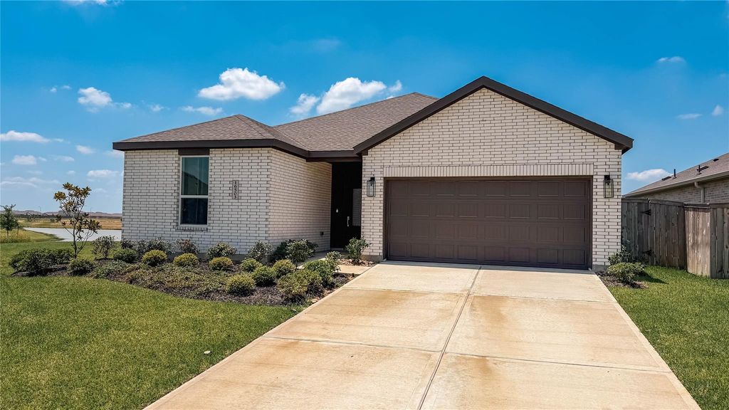 16503 Mesquite Field Drive, Hockley, TX 77447