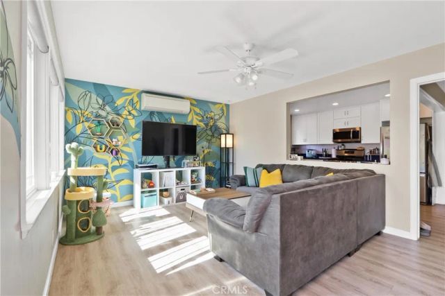 1221 Carlton, Santa Ana, CA 92707