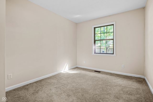 853 Grant Court, Greenwood, IN 46143