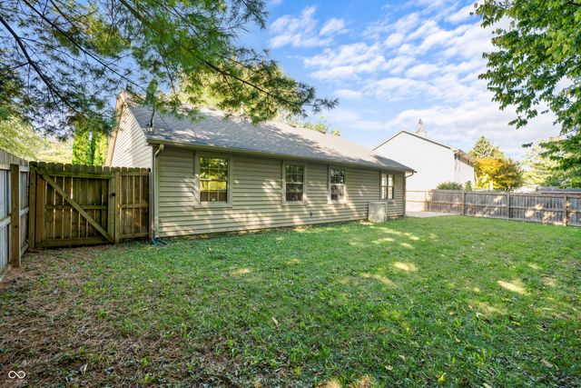 853 Grant Court, Greenwood, IN 46143