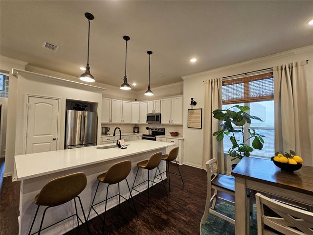 3233 Risinger Road, Waco, TX 76655