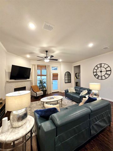 3233 Risinger Road, Waco, TX 76655