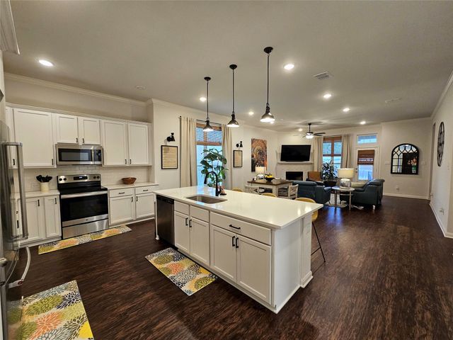 3233 Risinger Road, Waco, TX 76655