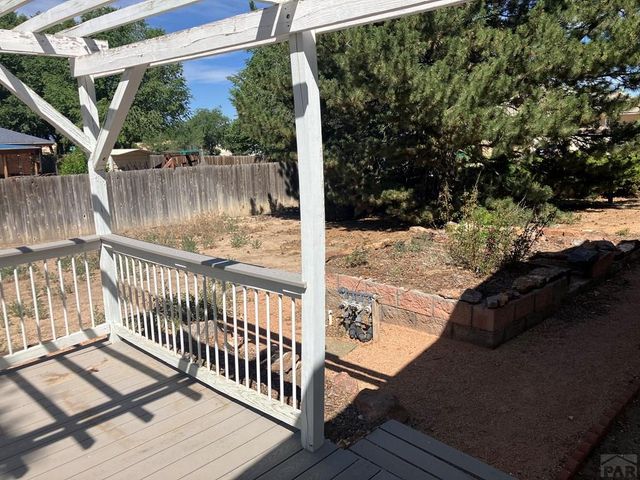 482 W Hahns Peak Ave, Pueblo West, CO 81007