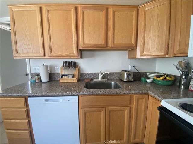 9647 Spyglass Avenue 15, Desert Hot Springs, CA 92240