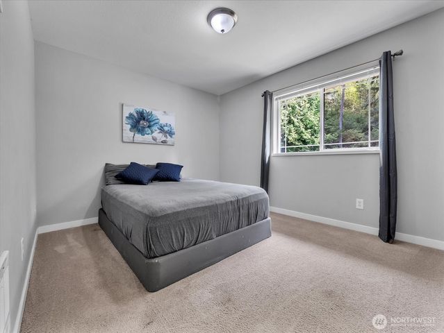 592 Kodiak Avenue, Camano Island, WA 98282