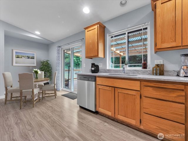 592 Kodiak Avenue, Camano Island, WA 98282