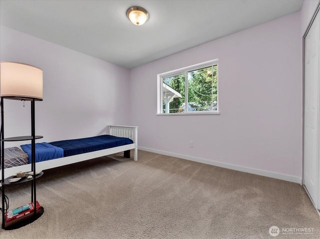 592 Kodiak Avenue, Camano Island, WA 98282