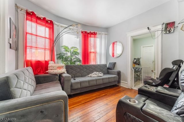665 Grove St, Irvington Twp., NJ 07111