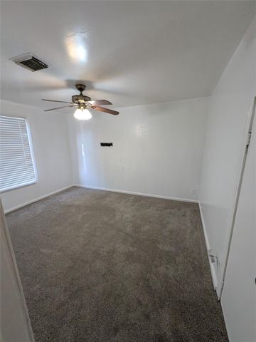 2211 Ella Boulevard, Houston, TX 77008