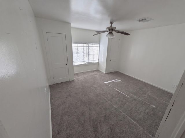 2211 Ella Boulevard, Houston, TX 77008