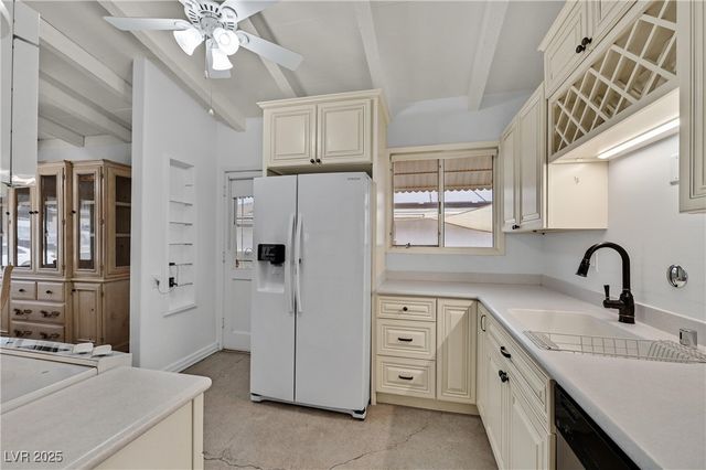 1704 Hassett Avenue, Las Vegas, NV 89104