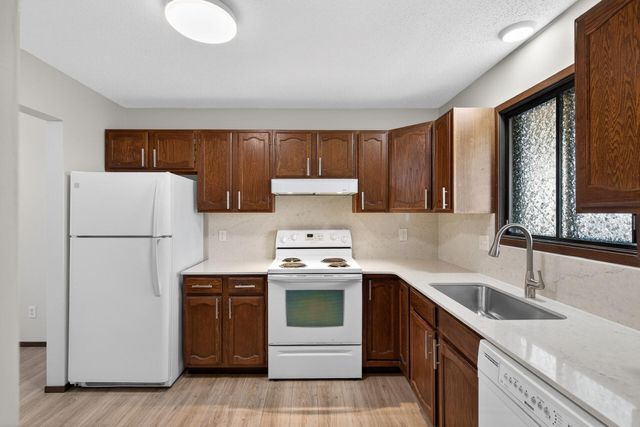 8818 Aldrich Avenue S, Bloomington, MN 55420