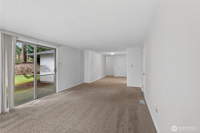 10210 163rd Avenue NE, Redmond, WA 98052