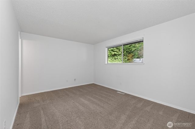 10210 163rd Avenue NE, Redmond, WA 98052